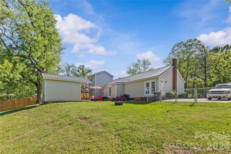 2341 Dixon Road Belmont NC 28012