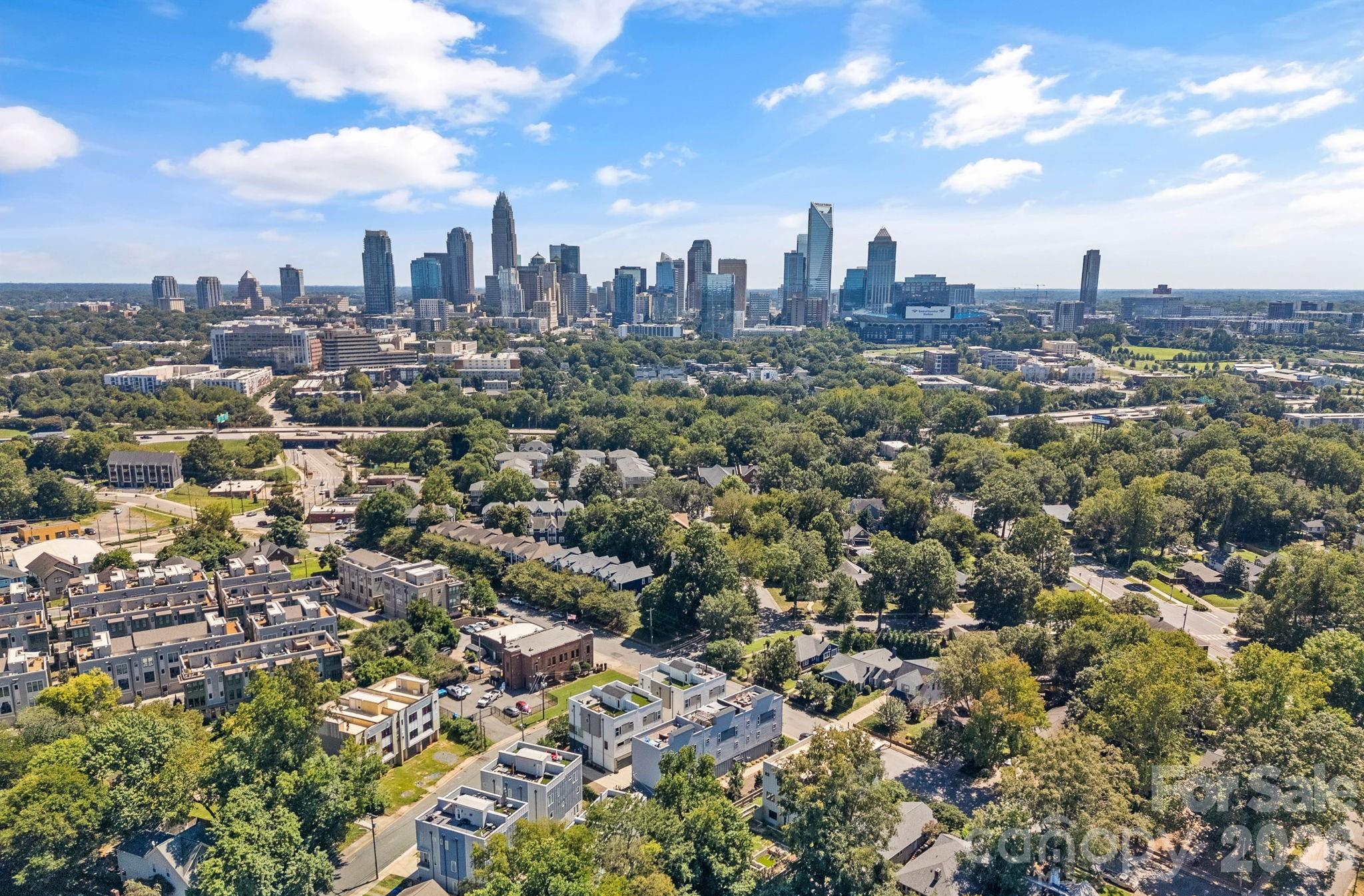306 Wesley Heights Way Charlotte NC 28208