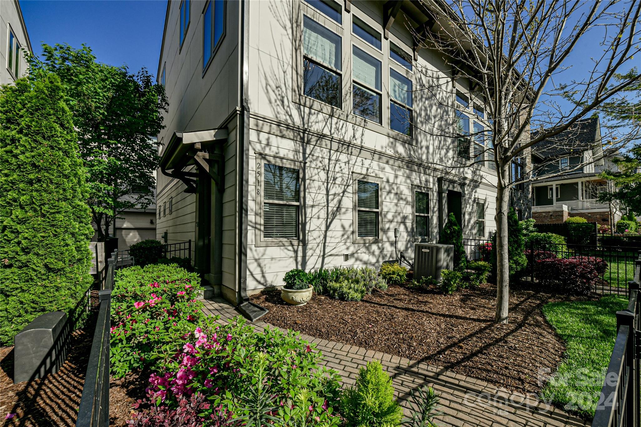 2518 Marshall Place Charlotte NC 28203