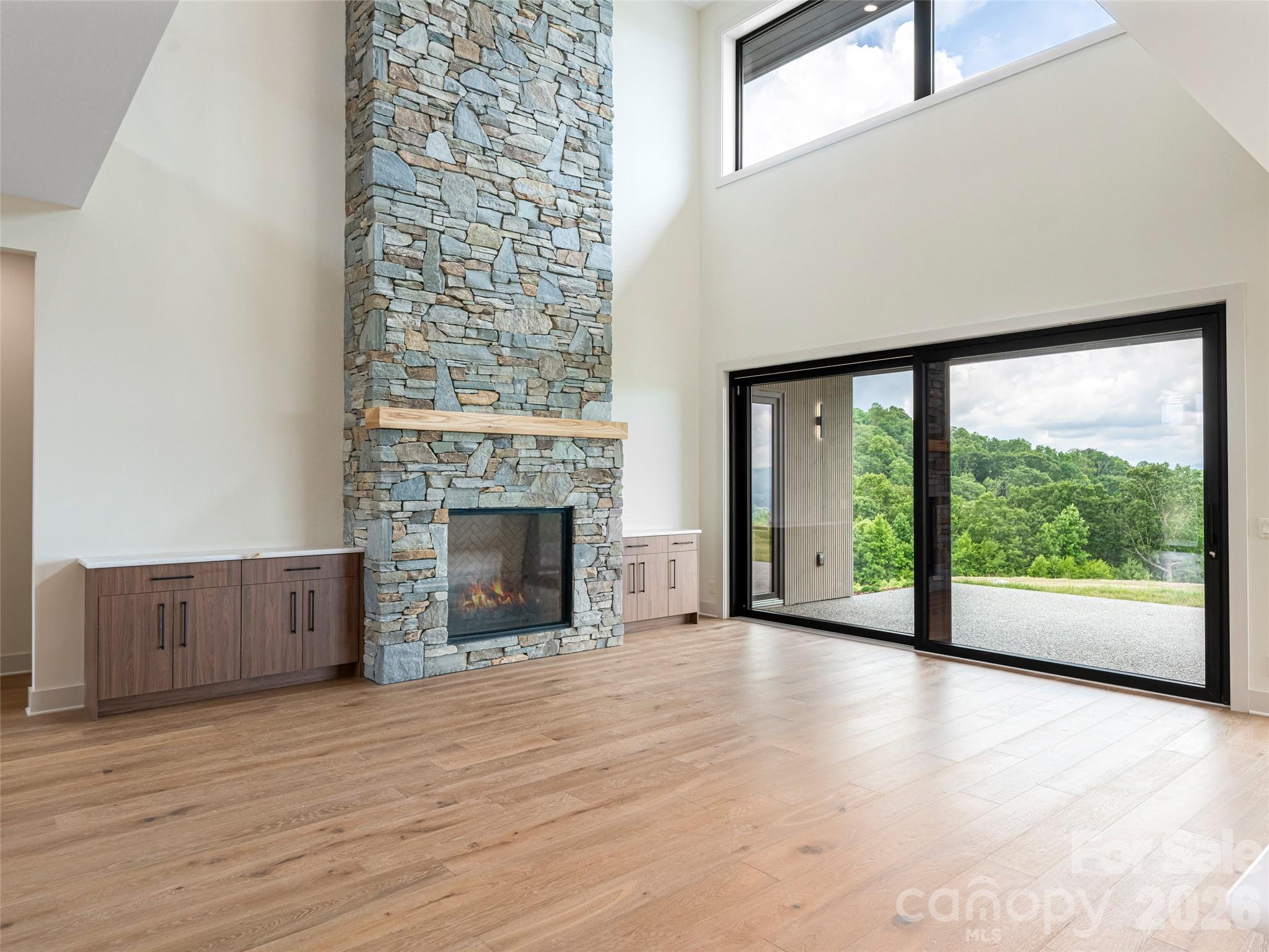 24 S Watchman Drive Hendersonville NC 28791