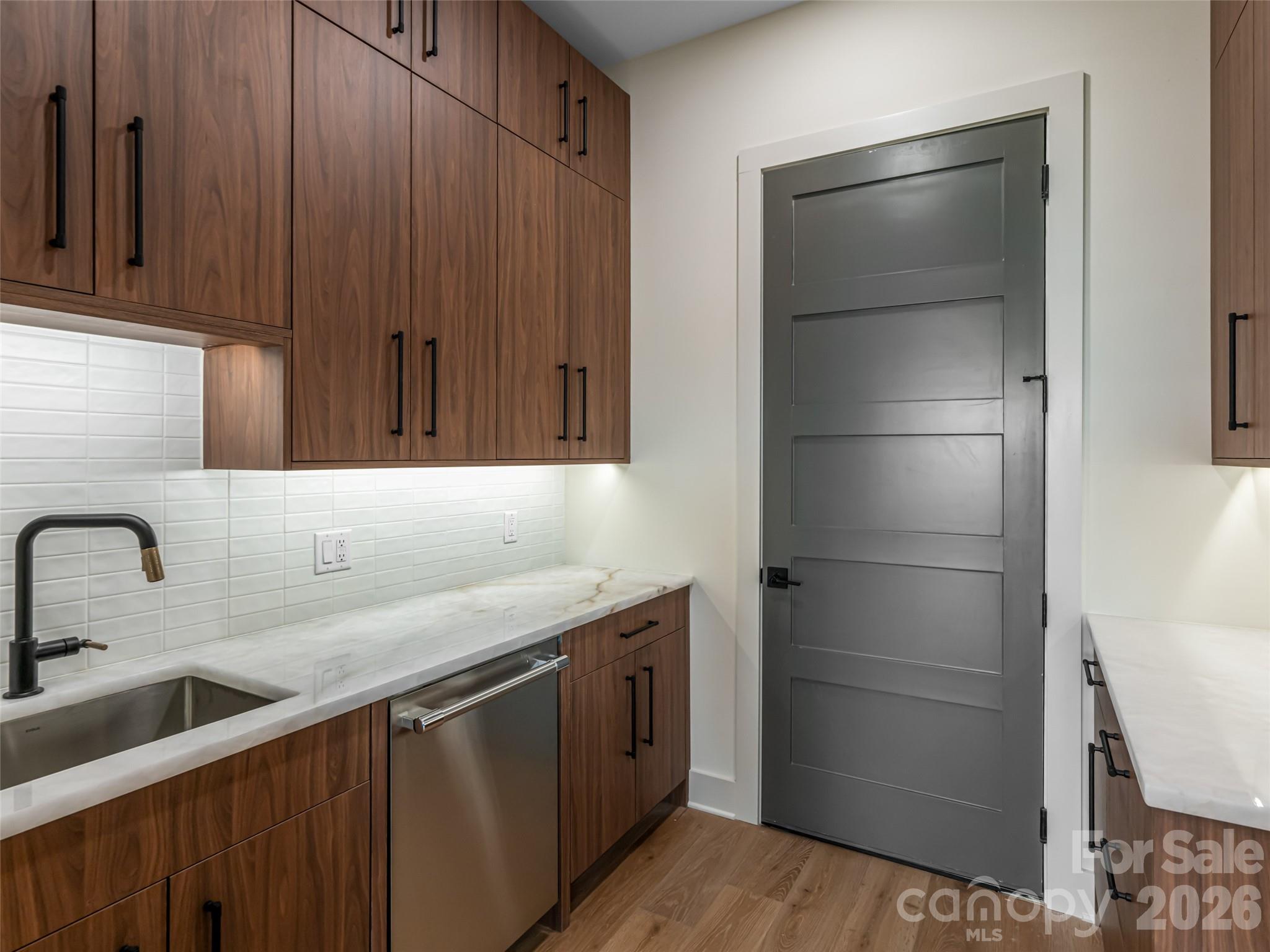 24 S Watchman Drive Hendersonville NC 28791