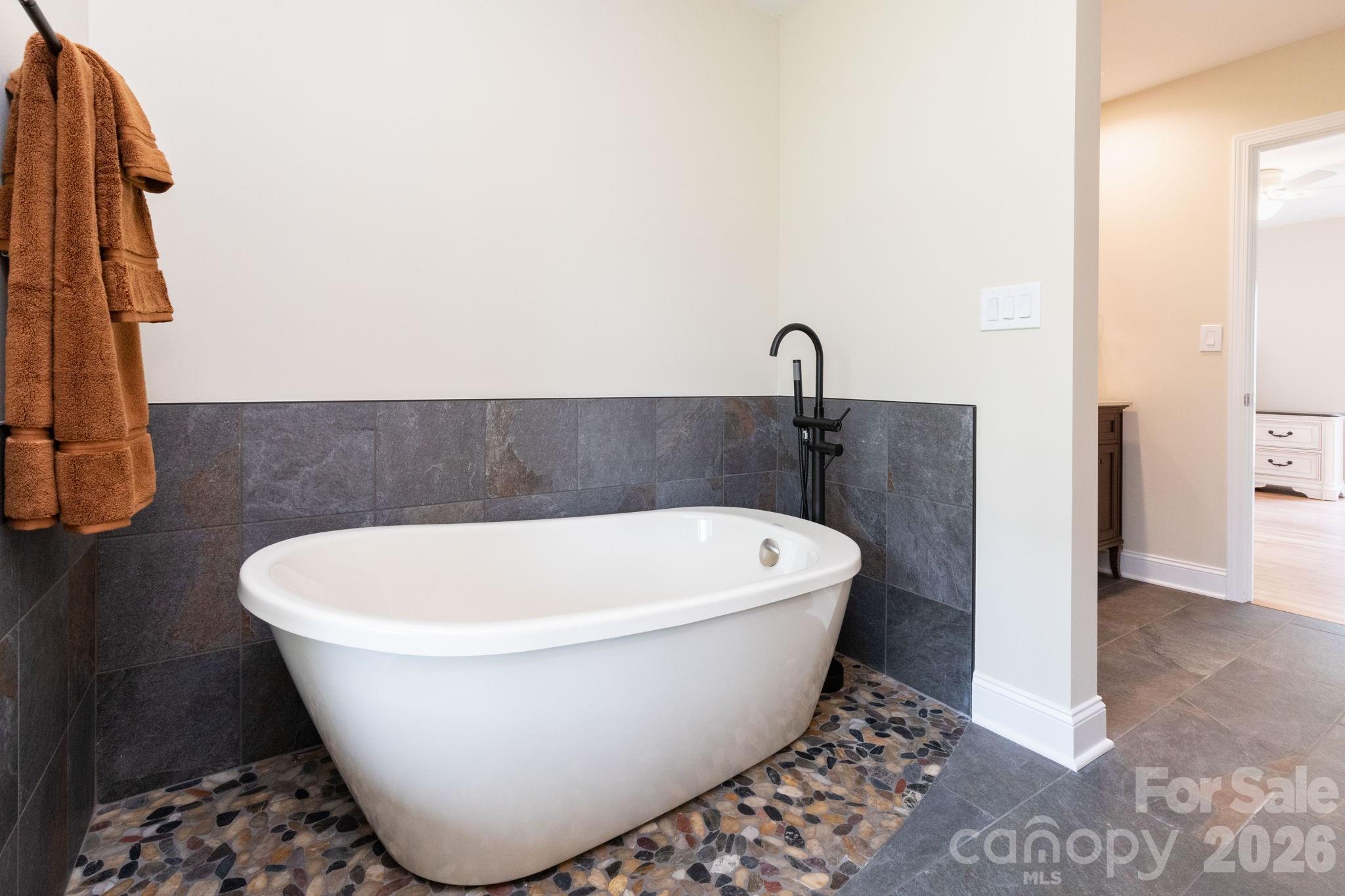 68 Sigmon Road Fletcher NC 28732