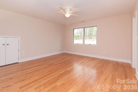 68 Sigmon Road Fletcher NC 28732