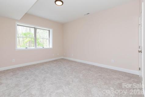 68 Sigmon Road Fletcher NC 28732
