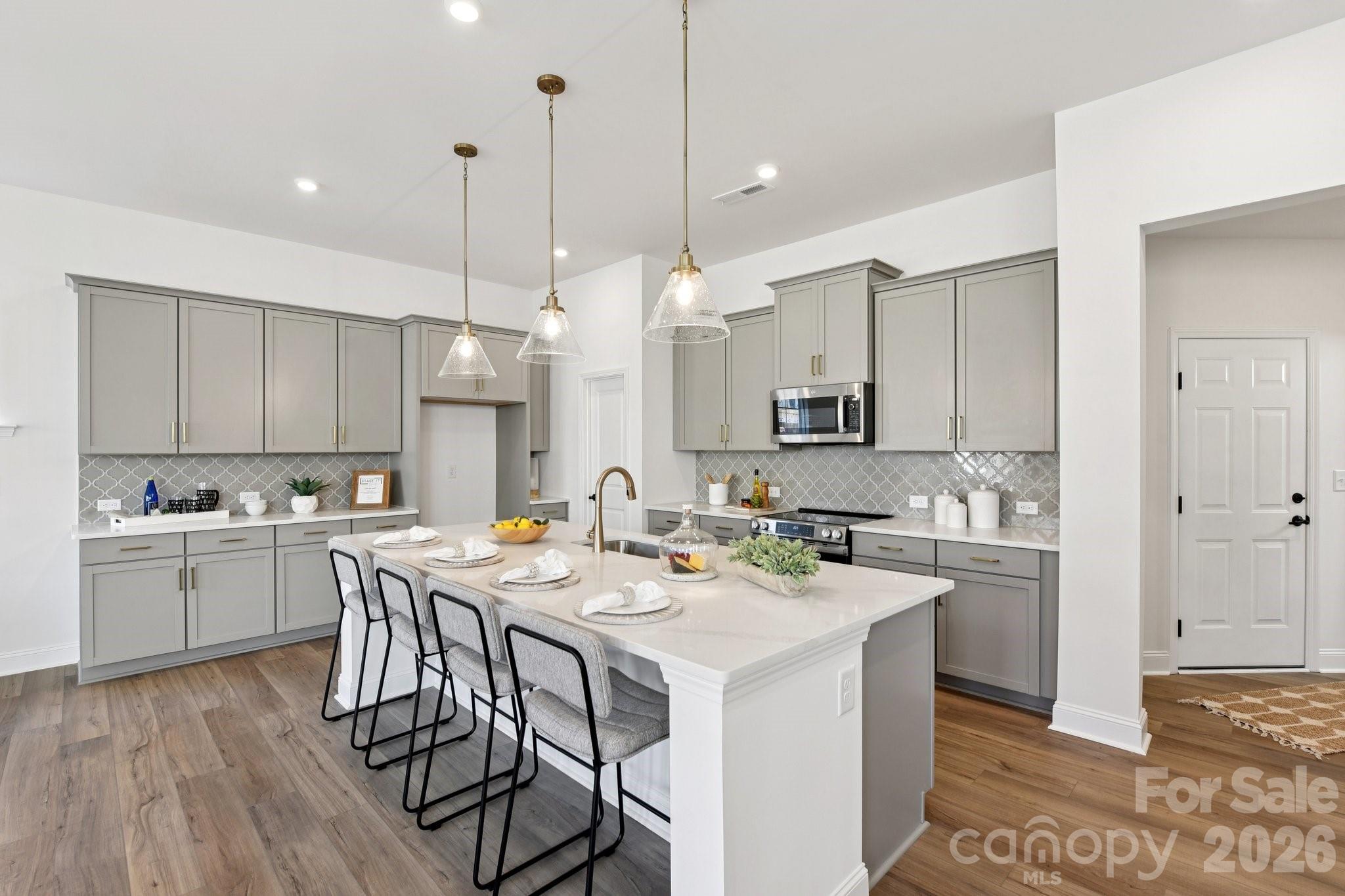 7418 Westrow Avenue Charlotte NC 28278