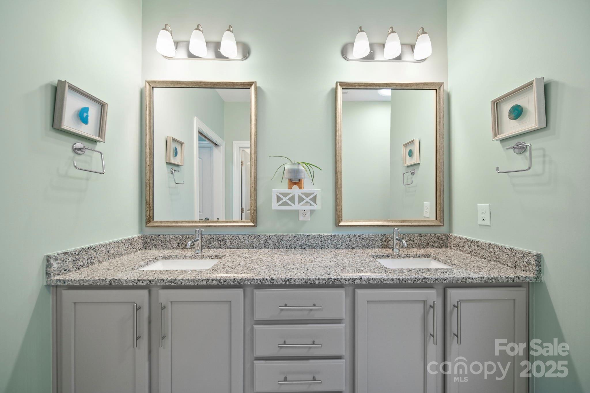 5256 Courtyard Lane Belmont NC 28012