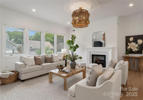 4211 Walker Road Charlotte NC 28211