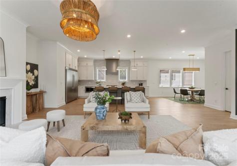 4211 Walker Road Charlotte NC 28211