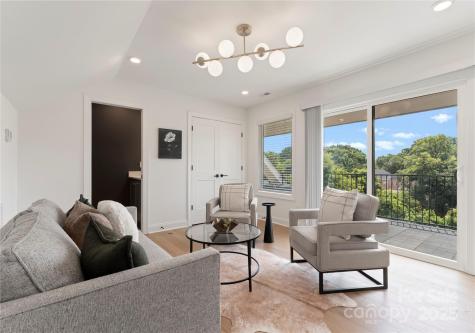 4211 Walker Road Charlotte NC 28211