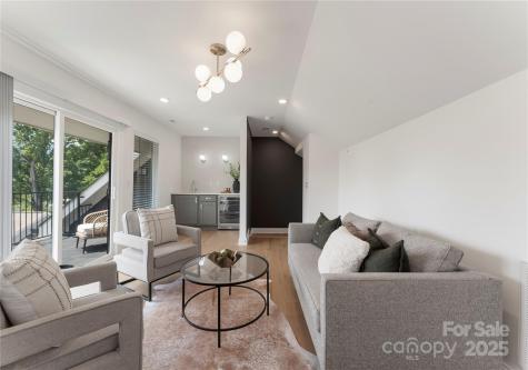 4211 Walker Road Charlotte NC 28211