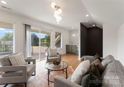 4211 Walker Road Charlotte NC 28211