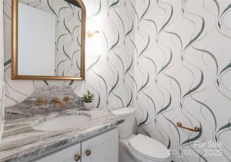 4211 Walker Road Charlotte NC 28211