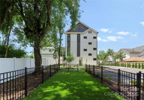 4211 Walker Road Charlotte NC 28211