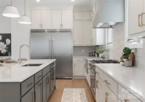 4211 Walker Road Charlotte NC 28211