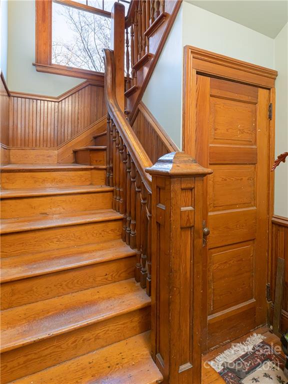 123 W Chestnut Street Asheville NC 28801