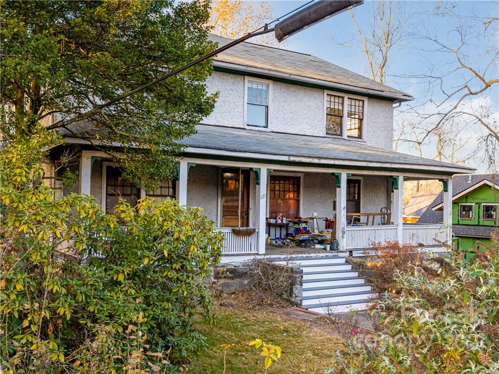 123 W Chestnut Street Asheville NC 28801