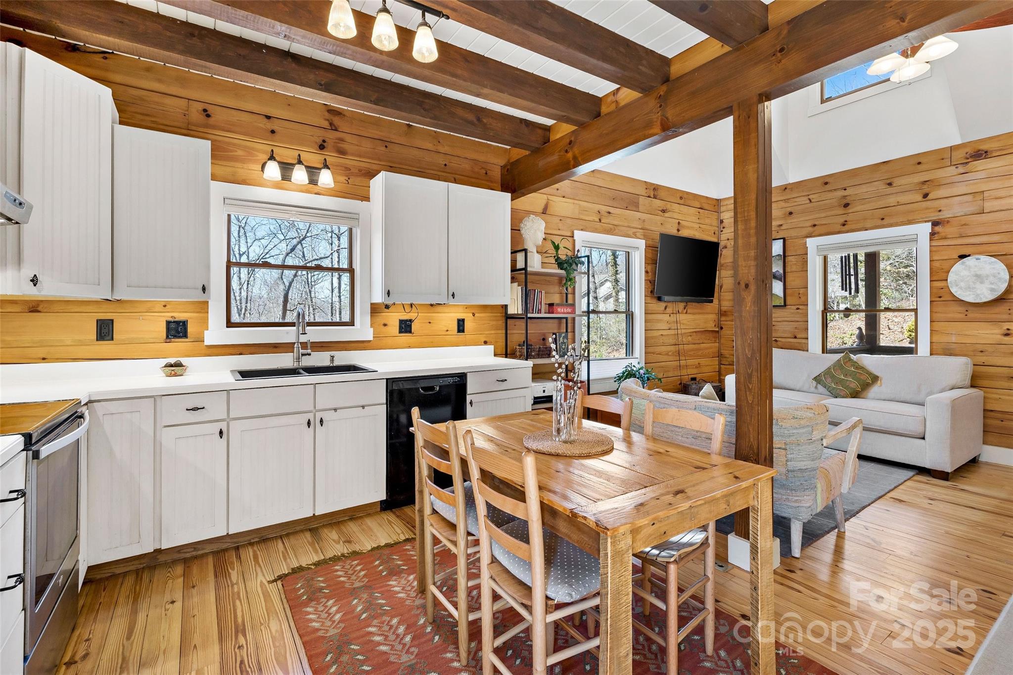 224 Fern Way Black Mountain NC 28711