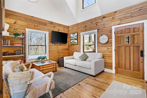 224 Fern Way Black Mountain NC 28711