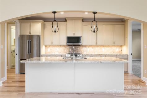 38 Chantilly Drive Asheville NC 28804