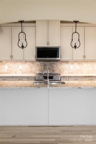 38 Chantilly Drive Asheville NC 28804