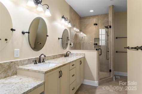 38 Chantilly Drive Asheville NC 28804