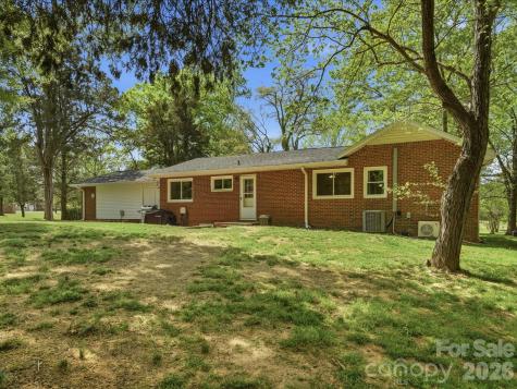 7836 Van Wyck Road Lancaster SC 29720