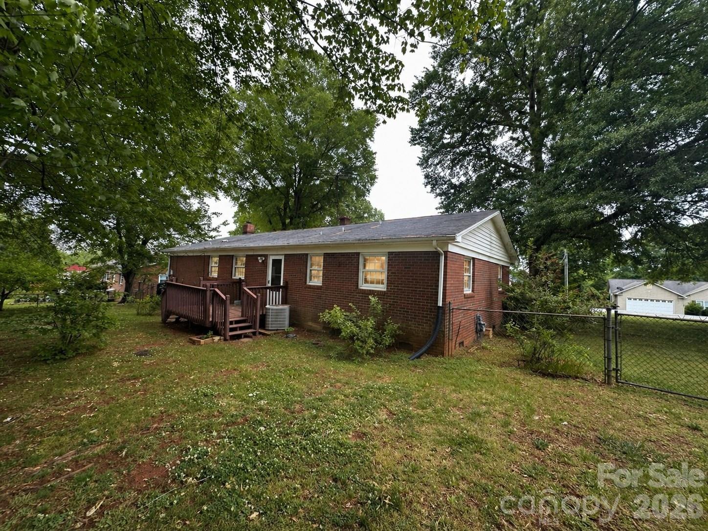 406 E L Street Newton NC 28658