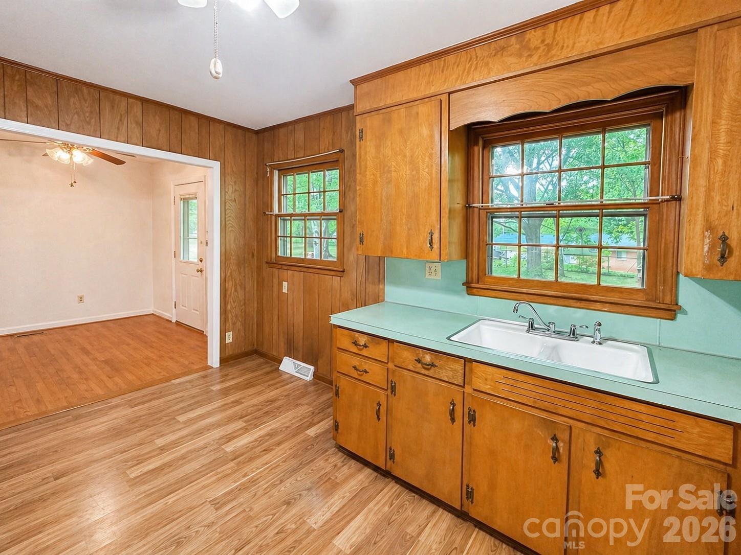 406 E L Street Newton NC 28658
