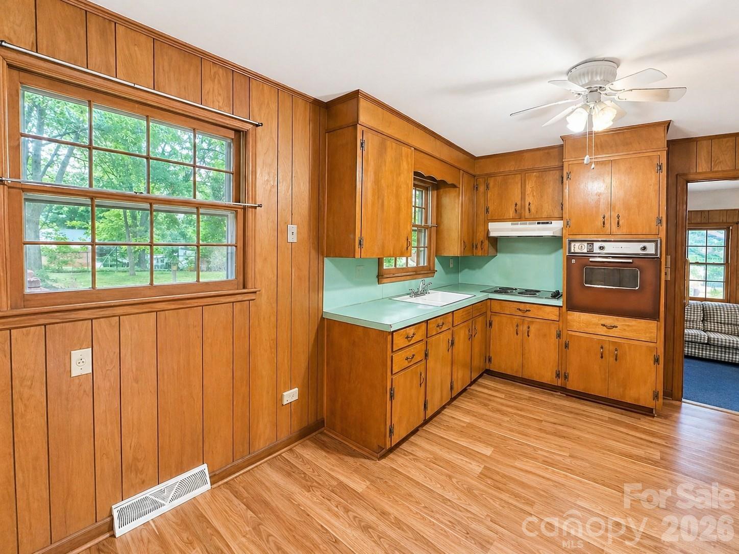 406 E L Street Newton NC 28658