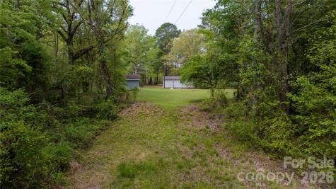 1224 Loop Road Hookerton NC 28538