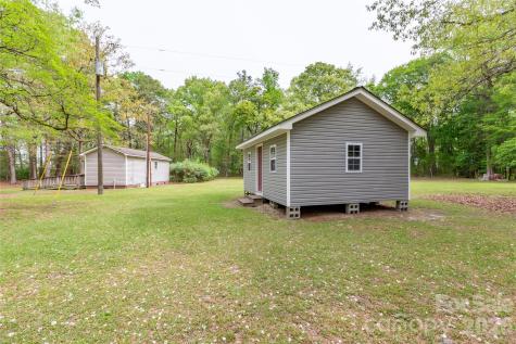 1224 Loop Road Hookerton NC 28538