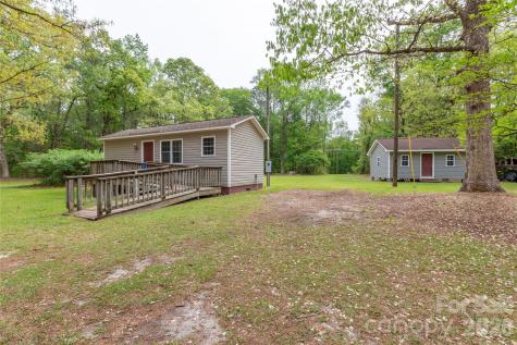 1224 Loop Road Hookerton NC 28538