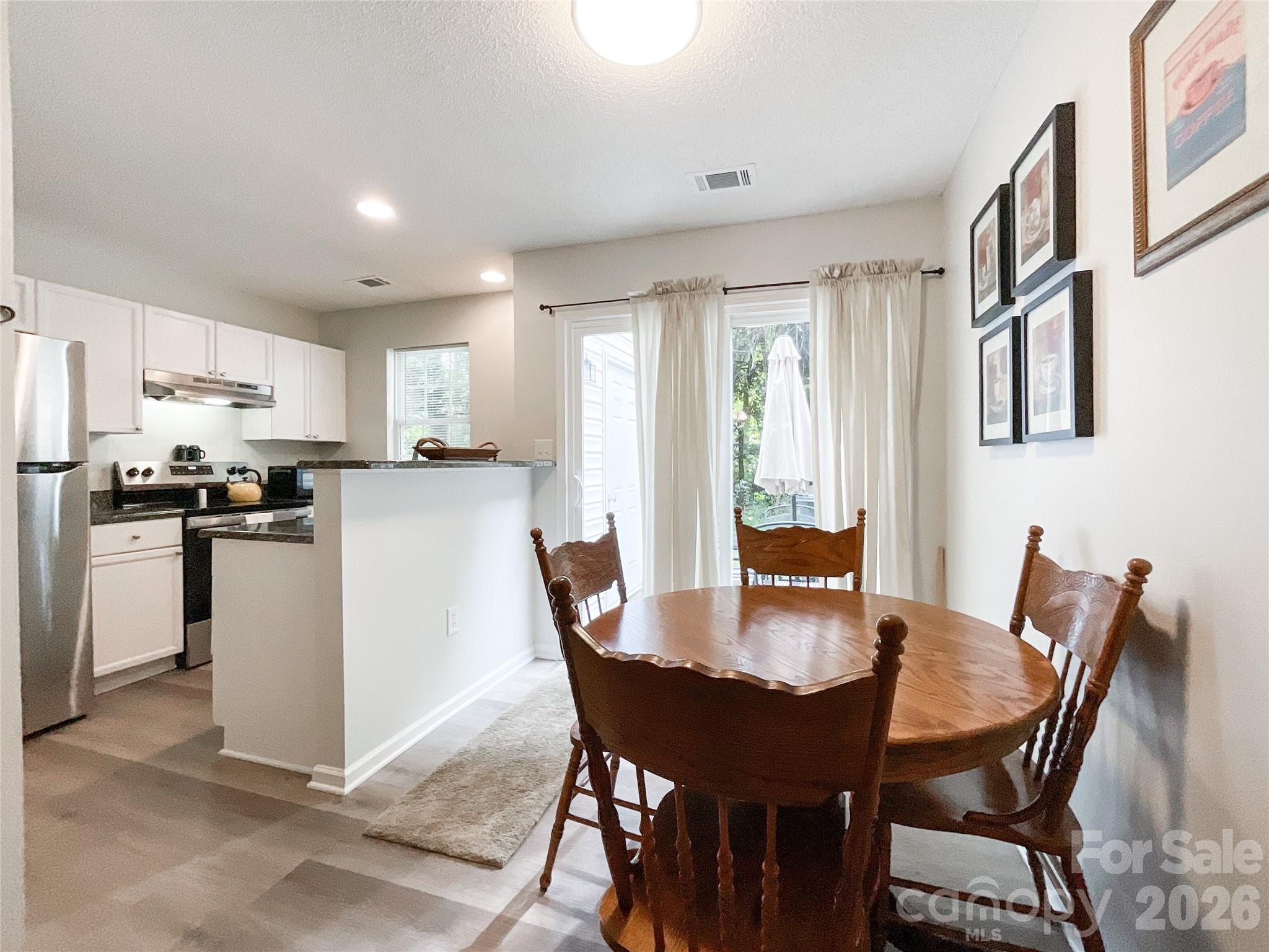 7841 Petrea Lane Charlotte NC 28227
