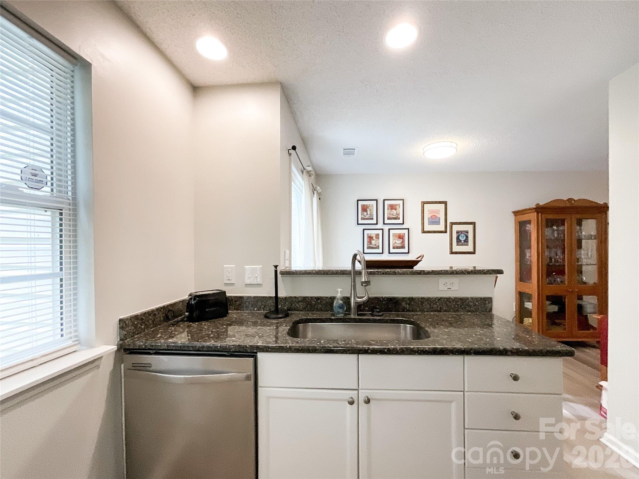 7841 Petrea Lane Charlotte NC 28227