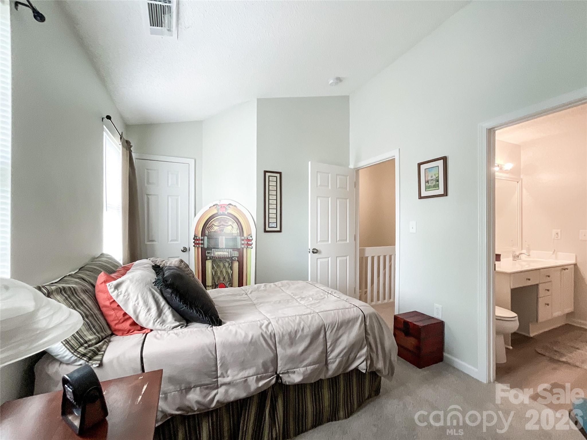 7841 Petrea Lane Charlotte NC 28227