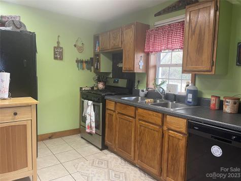 195 Trinity Lane Jefferson NC 28640