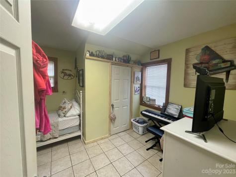 195 Trinity Lane Jefferson NC 28640