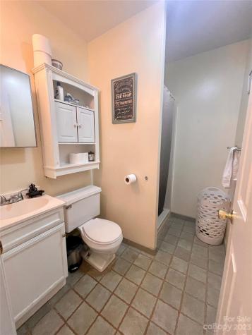 195 Trinity Lane Jefferson NC 28640