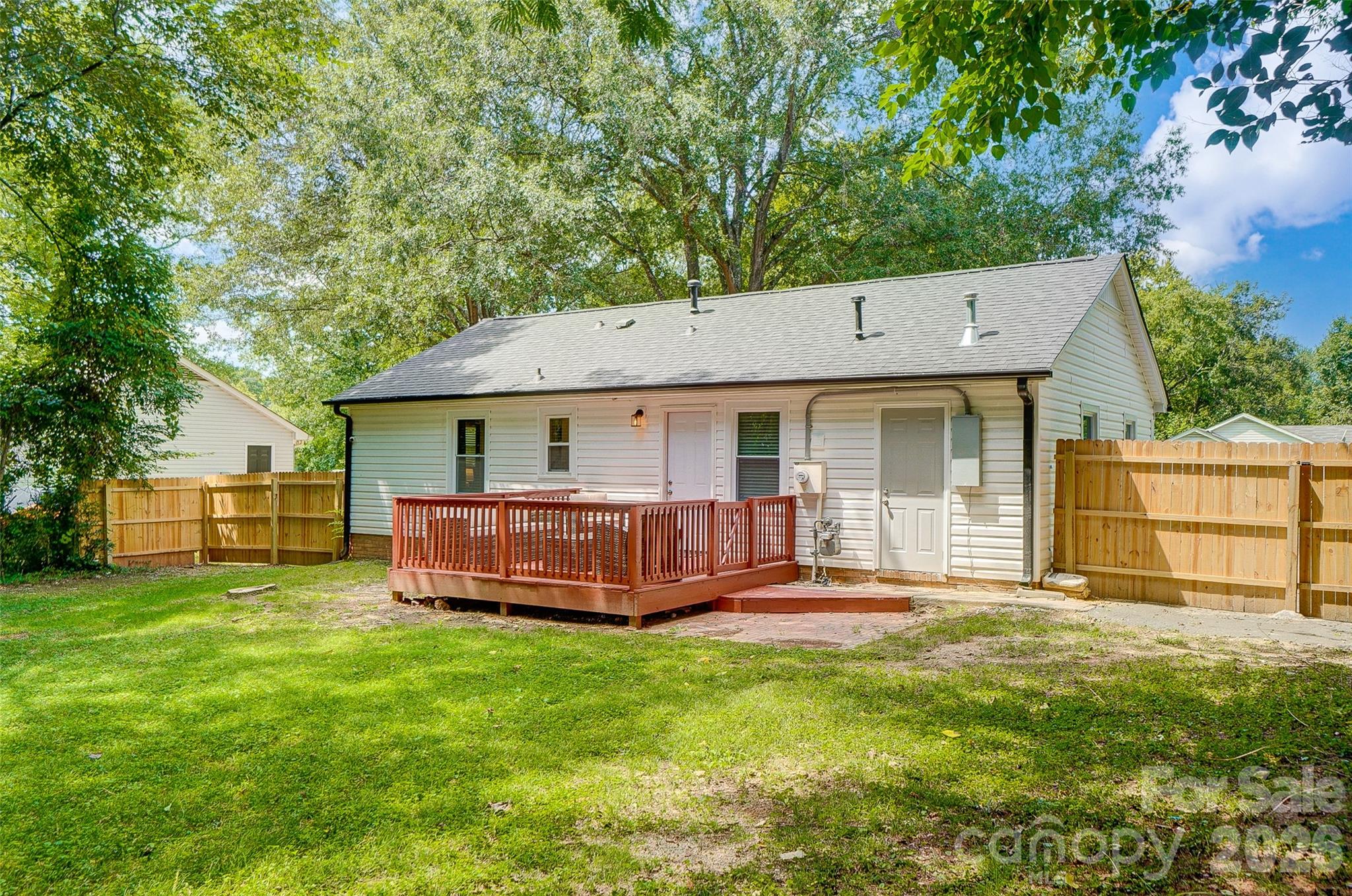 6608 Rosecran Drive Charlotte NC 28215