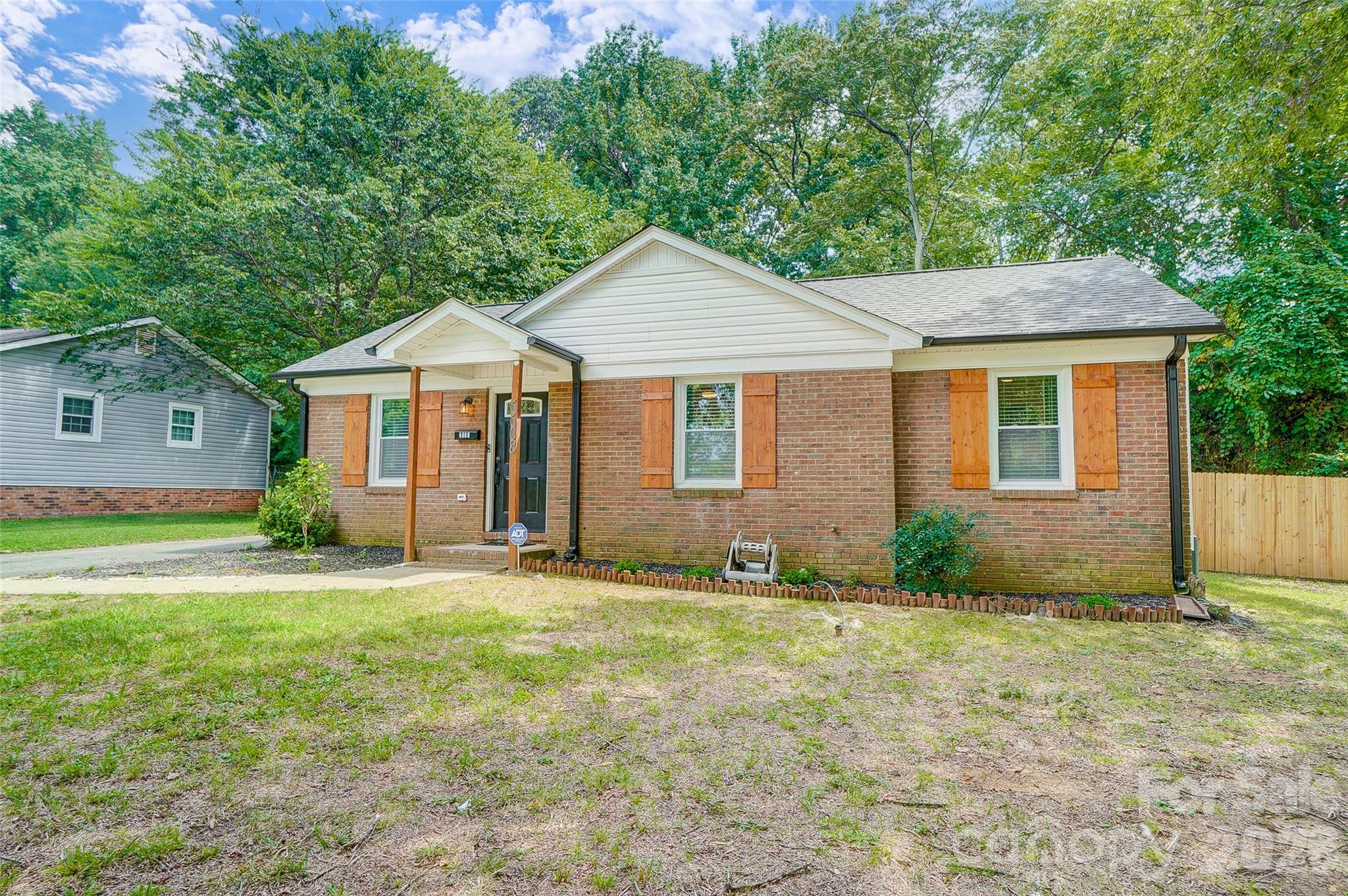6608 Rosecran Drive Charlotte NC 28215