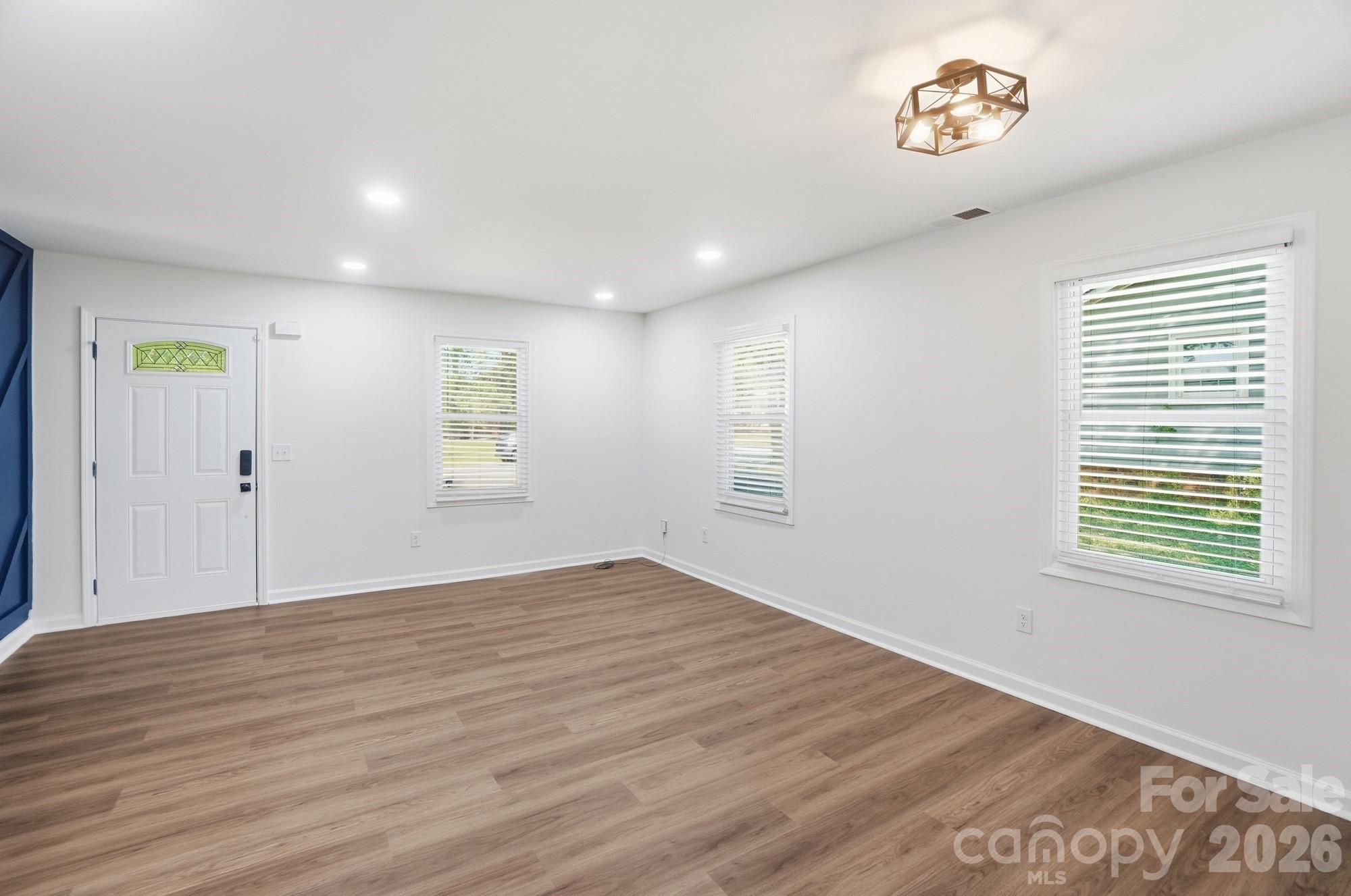 6608 Rosecran Drive Charlotte NC 28215