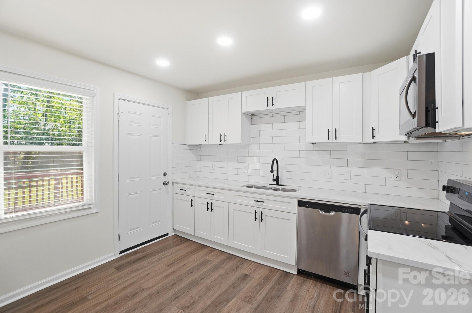 6608 Rosecran Drive Charlotte NC 28215