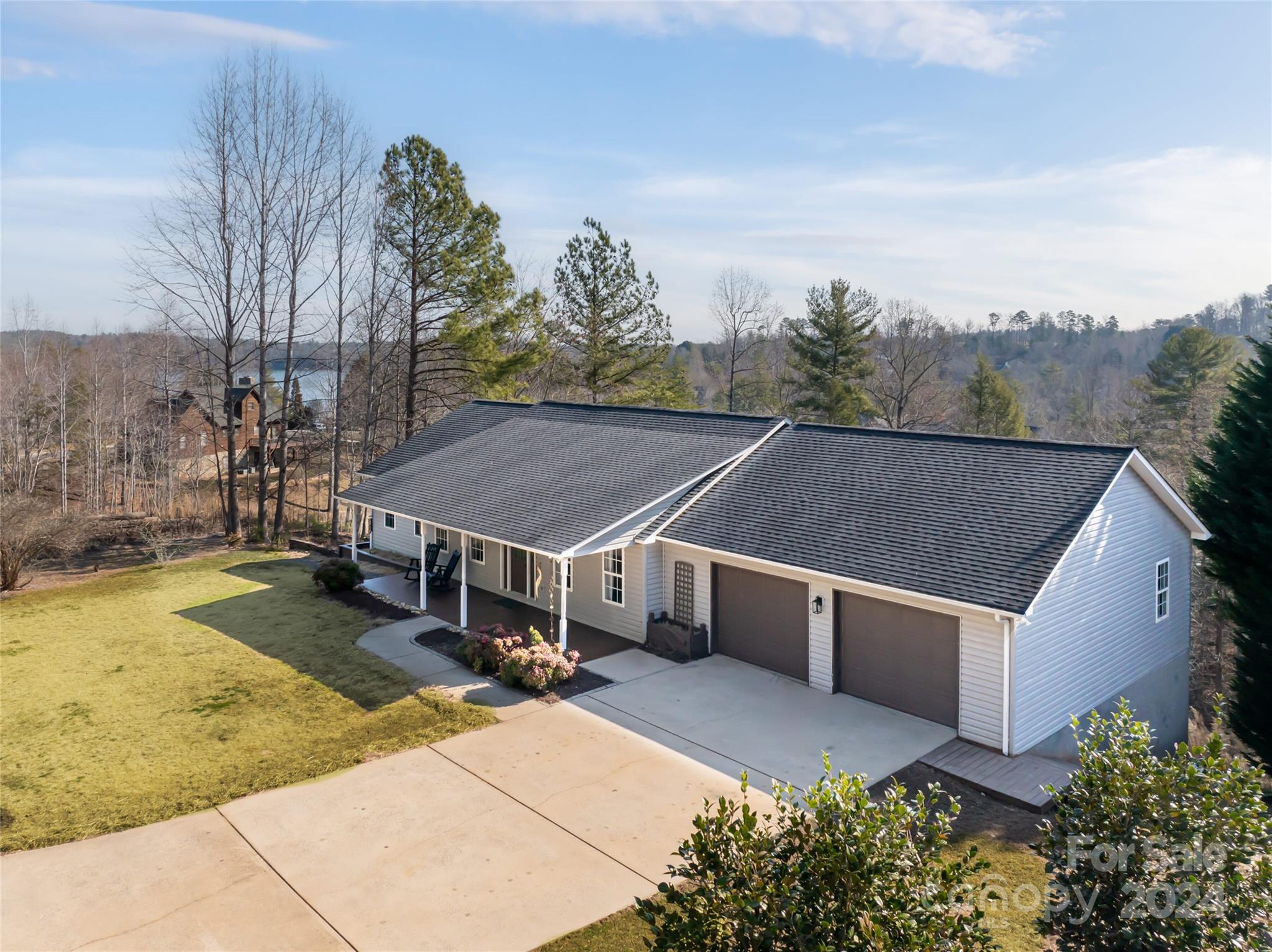 300 Waterglyn Way Nebo NC 28761