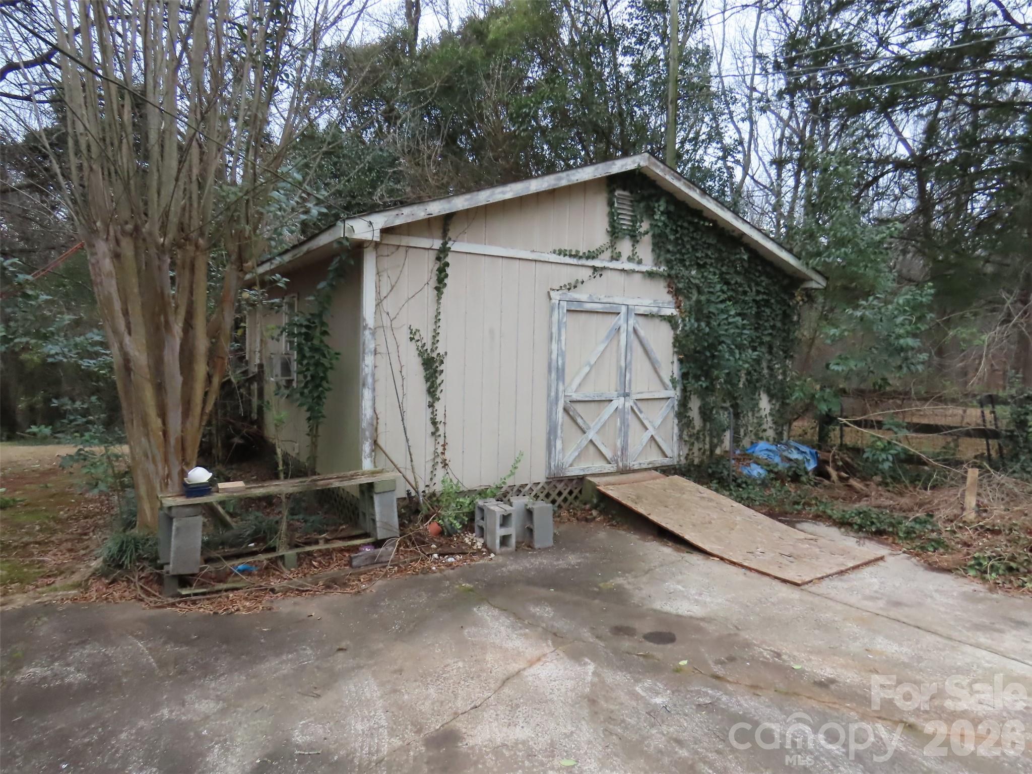 7636 Michael Drive Charlotte NC 28215