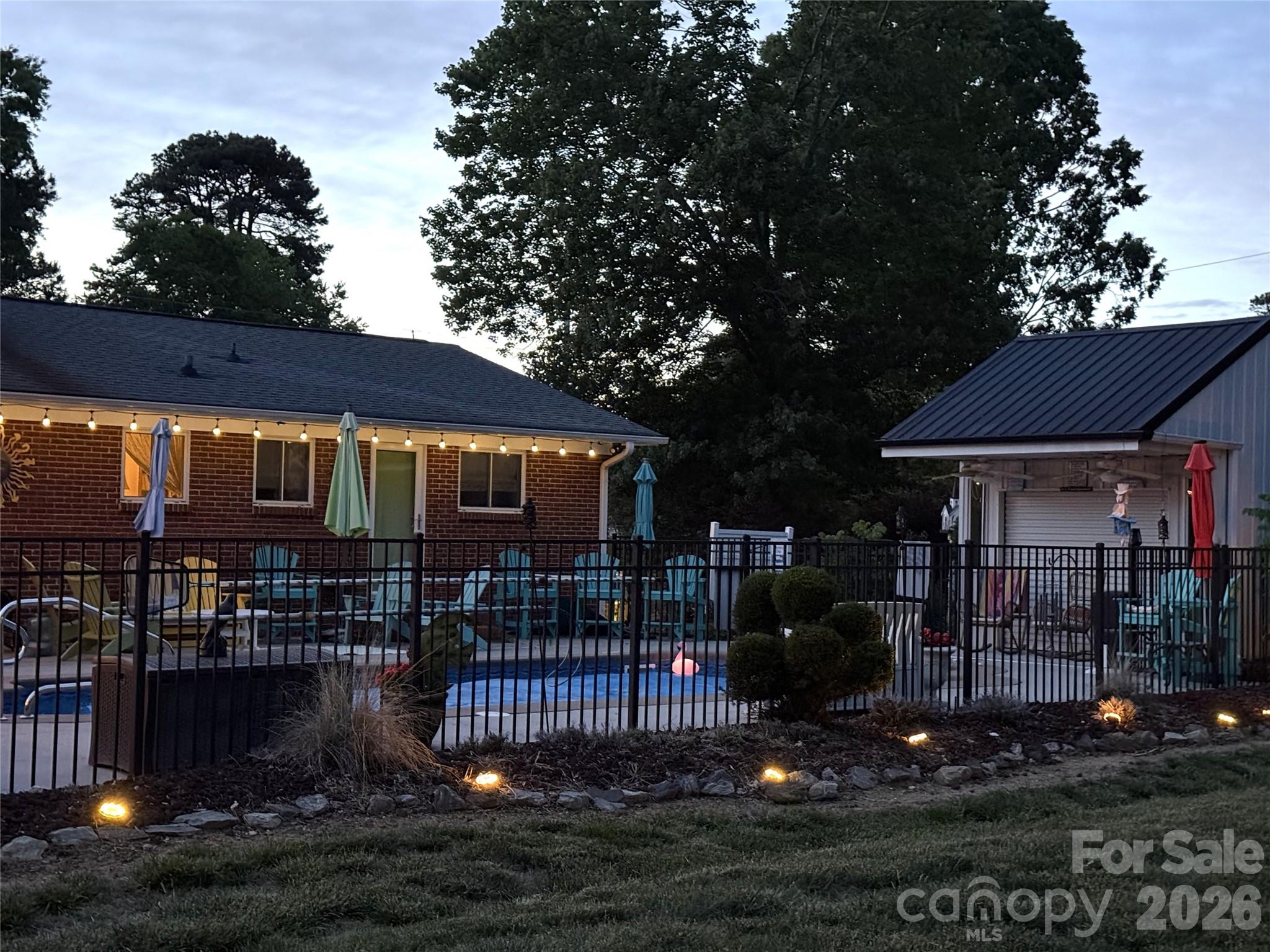 403 W Old Post Road Cherryville NC 28021
