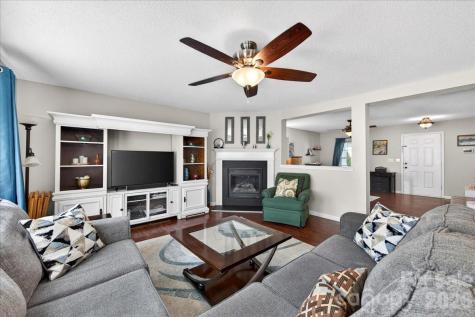 10611 Bedlington Road Charlotte NC 28278