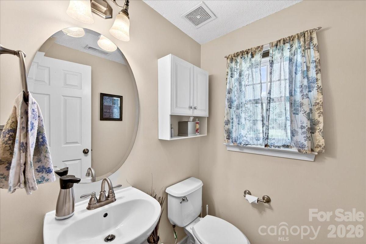 10611 Bedlington Road Charlotte NC 28278