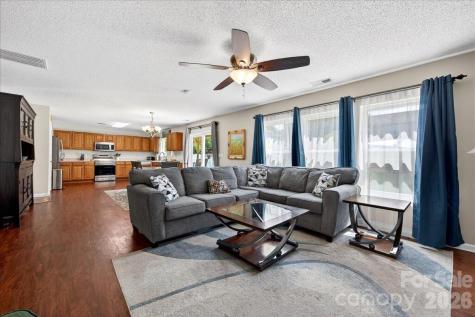 10611 Bedlington Road Charlotte NC 28278