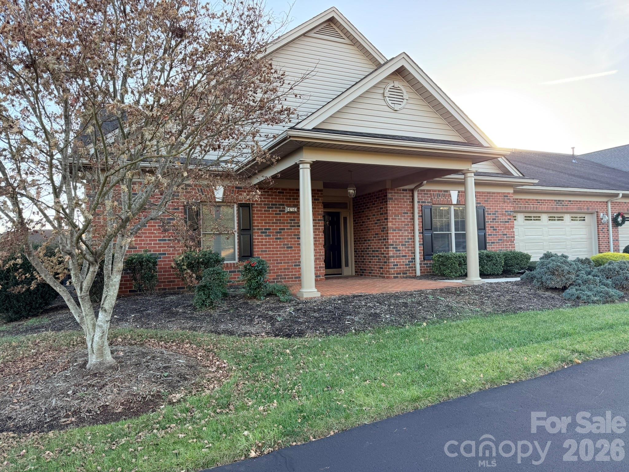 471 26th Avenue NE Hickory NC 28601