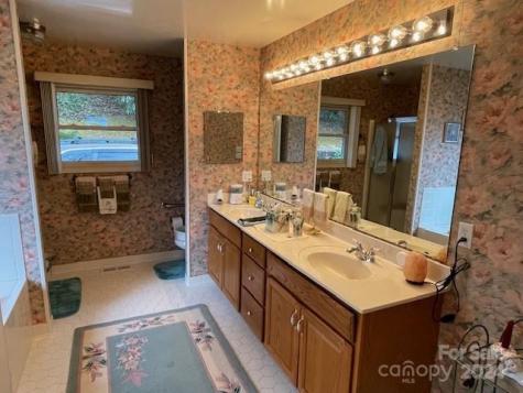 2104 Wilson Road Pisgah Forest NC 28768